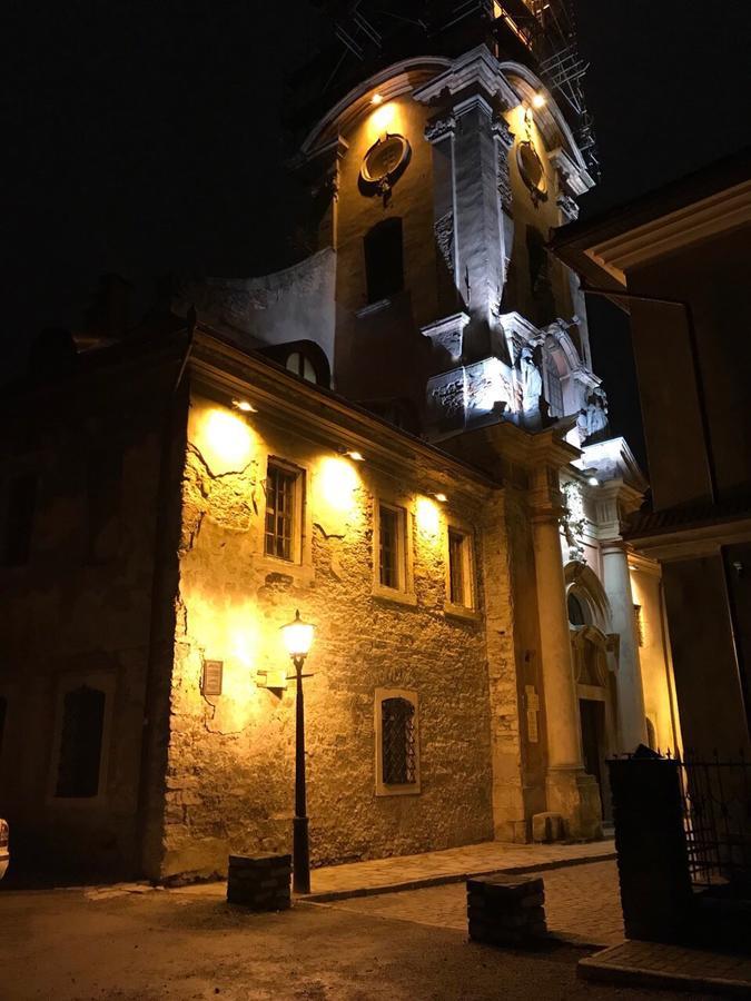 Old Town Apartments Kamjanez-Podilskyj Exterior foto
