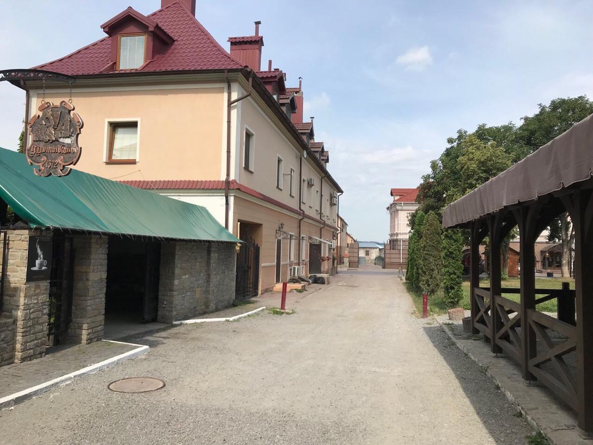 Old Town Apartments Kamjanez-Podilskyj Exterior foto